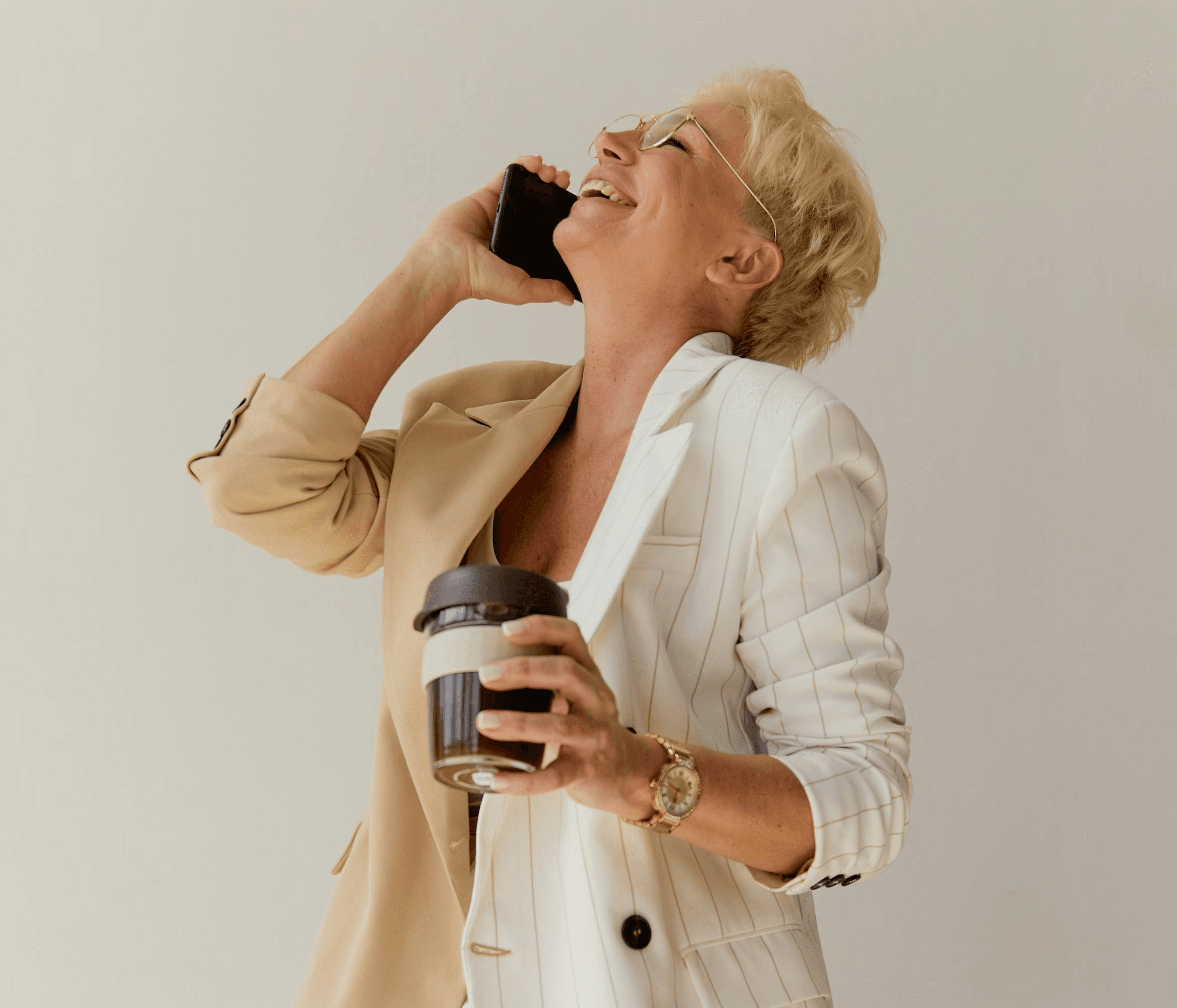 Etarismo no Brasil: por que a maturidade precisa voltar ao centro do debate público